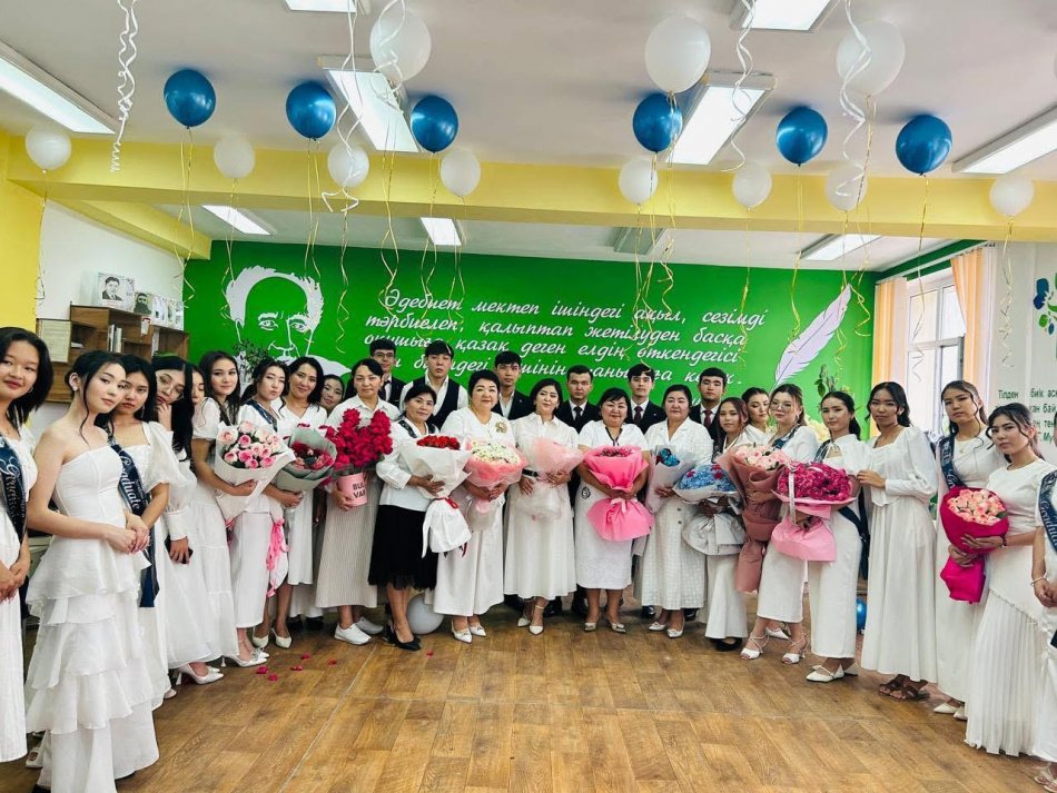 №59 жалпы орта білім беретін мектебі  🎓 «Мектебім, саған мың алғыс» атты салтанатты жиын өтті!  Бұл – қимастыққа толы қоштасу сәті. 117 түлек алтын ұ